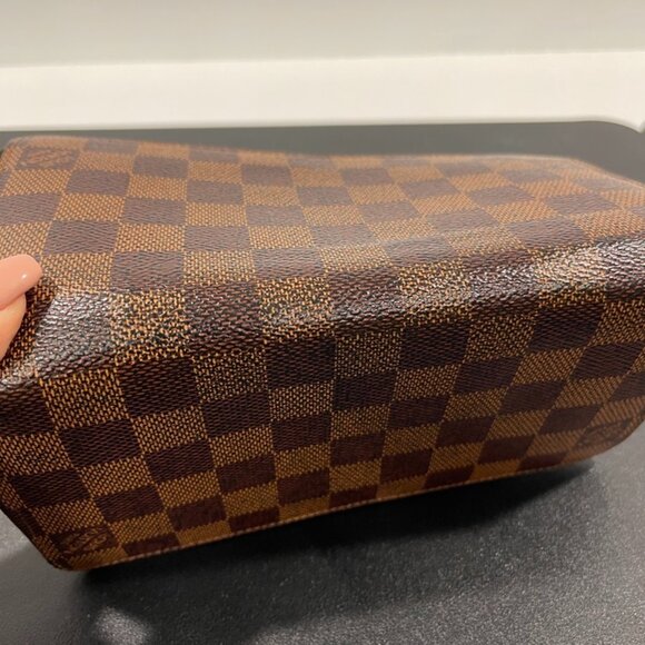 Louis Vuitton Damier Ebene Leather Zippy Wallet - Picture 3 of 6
